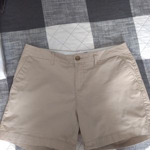 Old Navy khaki Shorts